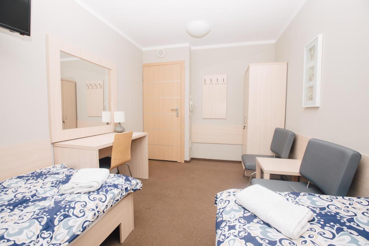 Auberge de jeunesse Strumyk à Cracovie Extérieur photo