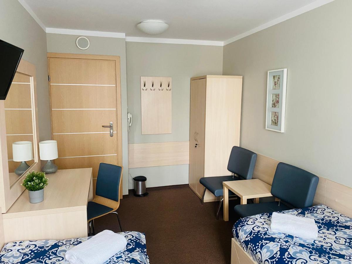 Auberge de jeunesse Strumyk à Cracovie Extérieur photo