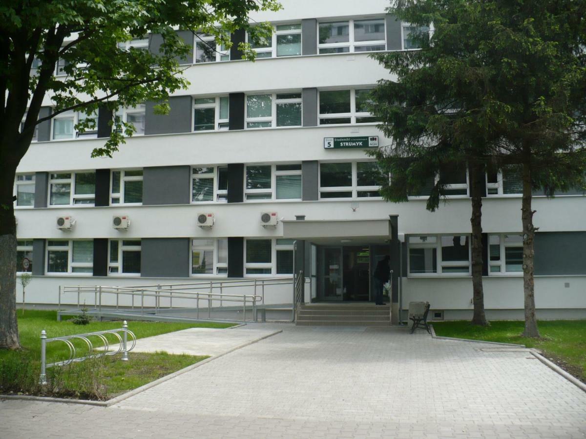 Auberge de jeunesse Strumyk à Cracovie Extérieur photo